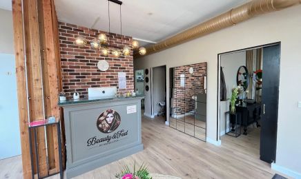 Beauty & Feet By Marigona: Nagelstudio in Hamburg