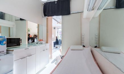 Linh nails # : Institut de beauté à Paris