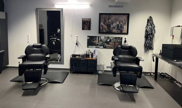 Selinas Barber & Beauty Shop