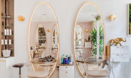 Yoni coiffure spécialiste coloration végétale  Ouvert 7/7 : Coiffeur à Paris