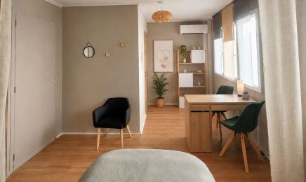 Olivia - Espace Vitalité : Manucure à Annecy
