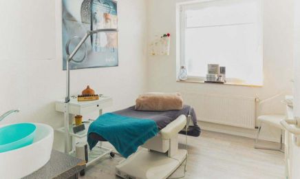 Nail & Beauty Institut: Kosmetikstudio in Osnabrück