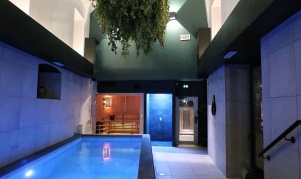 Brit Hotel Les Voyageurs - Loudéac : Spa à Loudéac