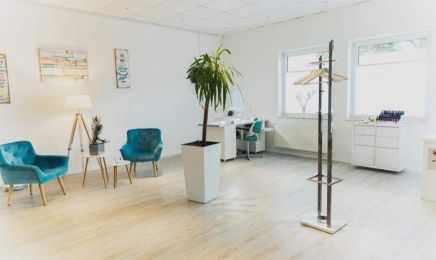 Nail & Beauty Institut: Kosmetikstudio in Osnabrück