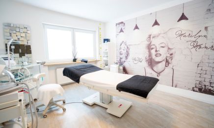 Beauty Cosmetics by Eva Mateja-Kraft : Kosmetikstudio in Lonnerstadt
