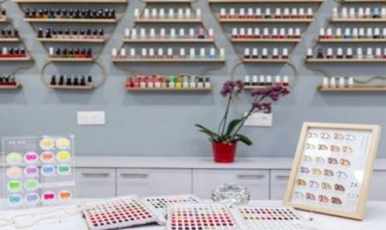 UMI NAILS  : Institut de beauté à Paris