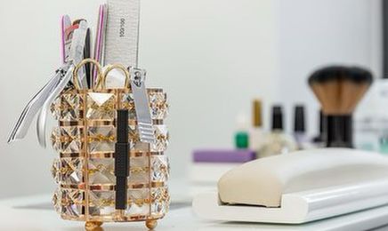 Sally Beauté  : Manucure à Paris