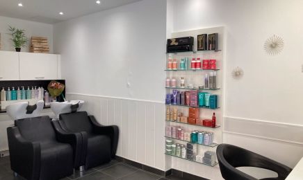 Aux ciseaux d'Ange : Coiffeur à Louhans