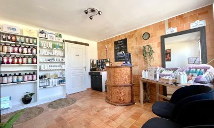 Aux Bons Soins de Natacha : Coiffeur à Les Rairies