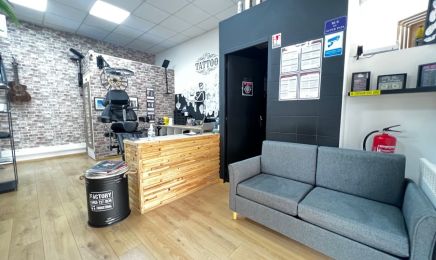 PZK Tattoo : Institut de beauté à Miramas