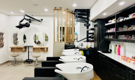 Maison De Coiffure : Coiffeur à Paris