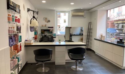 Aux ciseaux d'Ange : Coiffeur à Louhans