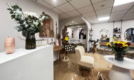 Salon by Medes Hair  : Manucure à Marignane
