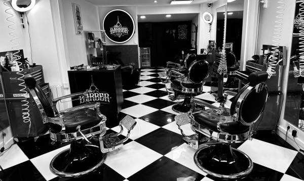 Latin's barbershop