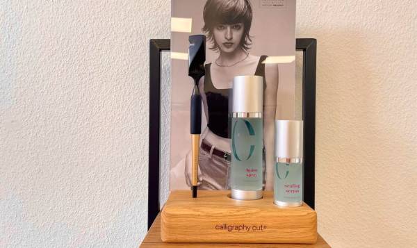 Calligraphy Hair Martina Bark