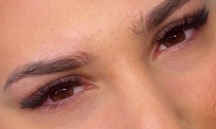 Lashes by BL  : Institut de beauté à Saint-Victoret