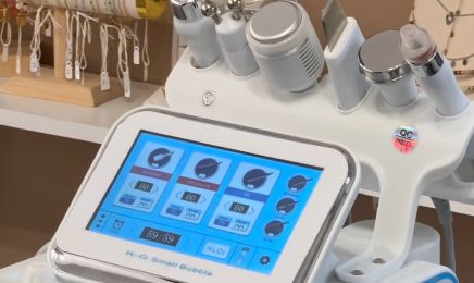Alyna (Microneedling...) : Institut de beauté à Toulon