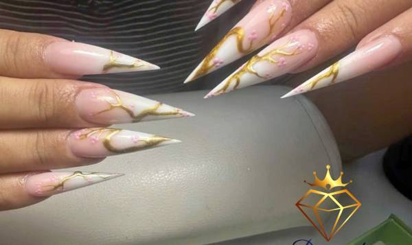 Diamond Nails & Beauty am Hauptbahnhof 