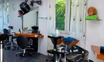 Friseur am Eck: Barbershop in Reutlingen