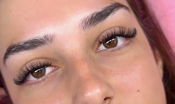 Aude Nails & Lashes