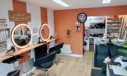 MJ Coiffure by malvina  : Coiffeur à Besne