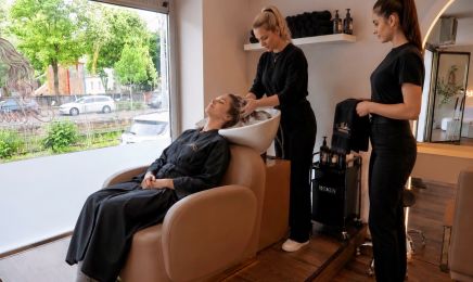 Amluxe Haarstudio: Friseur in Frankfurt am Main