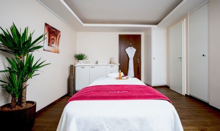 Spa Cinq Mondes-InterContinental Genève : Institut de beauté à Genève