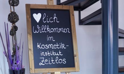 Zeitlos Kosmetik: Kosmetikstudio in Sarstedt