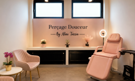 Perçage douceur by Aline Tassia : Manucure à Forest