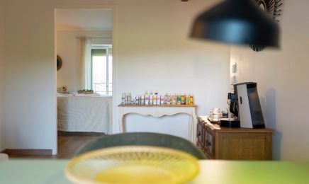Beauté Pure : Manucure à Saint-Caprais-de-Bordeaux