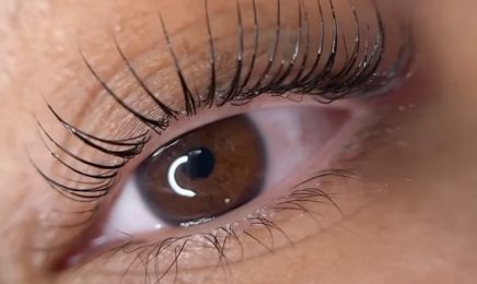 Zey Beauty : Manucure à Marseille