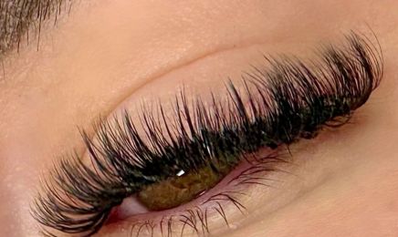 Concept Beauté - Ongles | Cils | Sourcils | Blanchiement Dentaire | Épilation Laser  : Institut de beauté à Salon-de-Provence