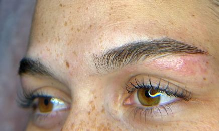 BROWS ART : Institut de beauté à Aurillac