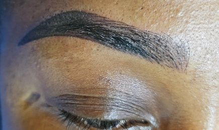 Beewomanly Brow & Lashes : Institut de beauté à Lyon