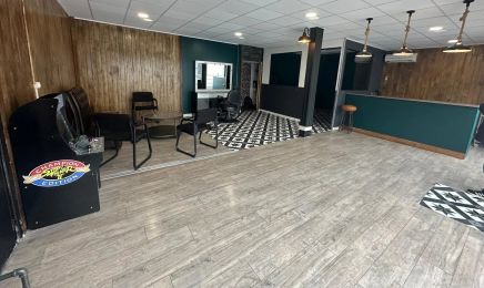 CHARI’S BARBER SHOP : Barbier à Bègles