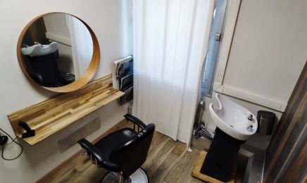 Institut capillaire Istres : Coiffeur à Istres