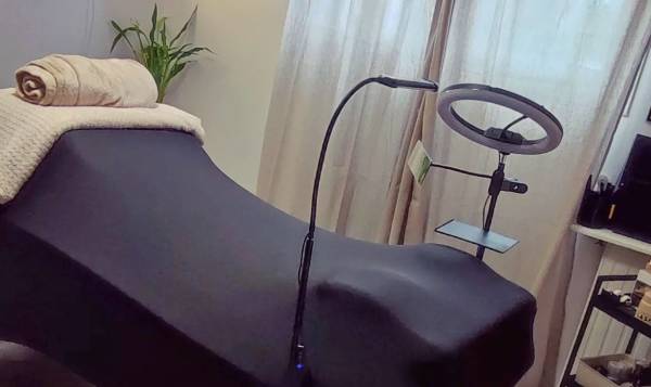 The beauty room by M