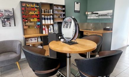 Viva La Vie by Marine : Coiffeur à Matha