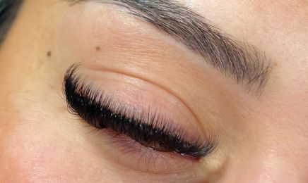 Doriane Lashes & Lr Nails : Manucure à Lormont