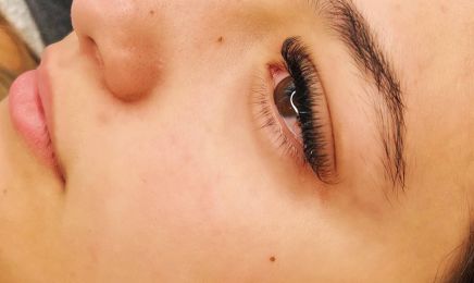 Lash & nails beauty 64 : Manucure à Lons