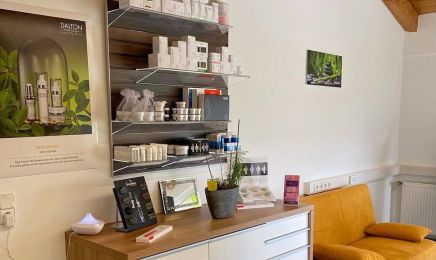 MayBeauty: Kosmetikstudio in Sinzing