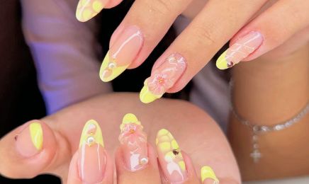 Les ongles de Romane  : Manucure à Le Lavandou
