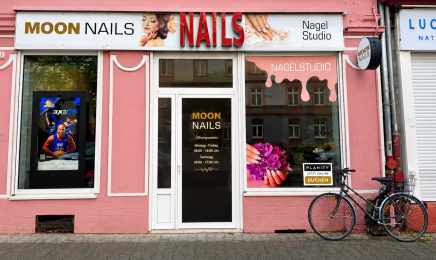 Moon Nails: Nagelstudio in Frankfurt am Main