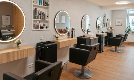 Friseursalon Haarwerk: Friseur in Schönberg