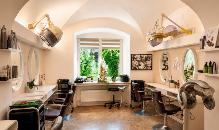 Sabrinas Haarkonzept: Friseur in Türkheim