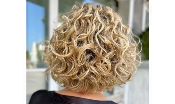 Calligraphy Hair Martina Bark