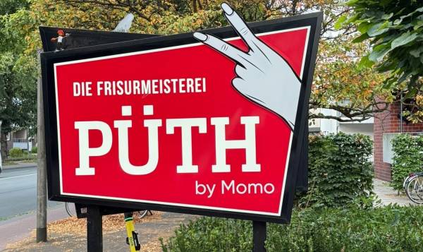 Friseurmeisterei Püth by Momo