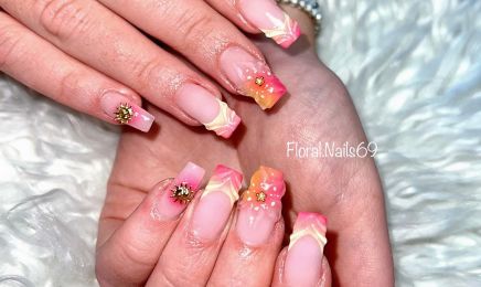 Floral.Nails69 : Institut de beauté à Thil