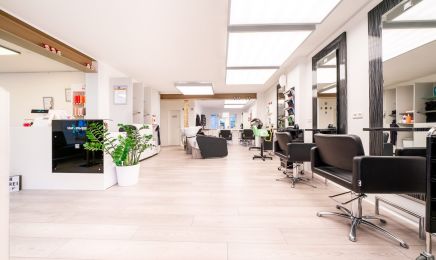 Haarspalterei by sandra: Friseur in Senden