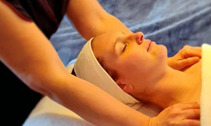Caroline Froyer Bien-être et Soin : Institut de beauté à Rezé